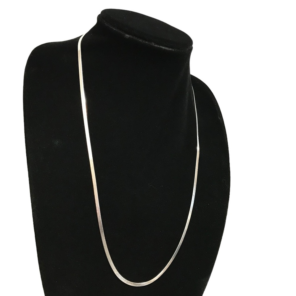 Sterling Silver .925 Vintage Herringbone Chain Made in Italy 26” - Picture 2 of 6